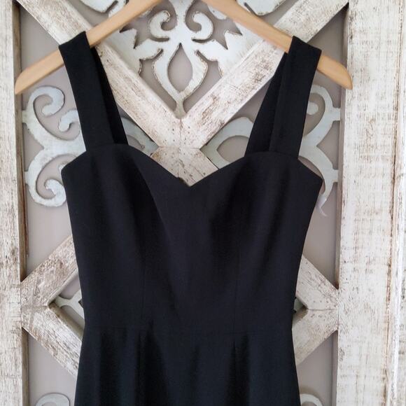 Dress the Population Women's Sleeveless Midi Elle Sheath Dress in Black - Picture 3 of 10